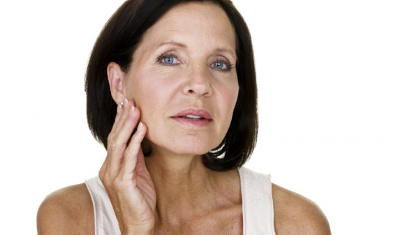 alt text: Suy giảm estrogen gây lão hóa da