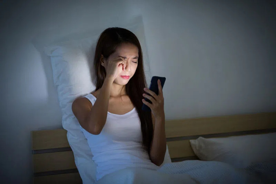 Giấc ngủ không đủ có thể ảnh hưởng đến sức khỏe làn da