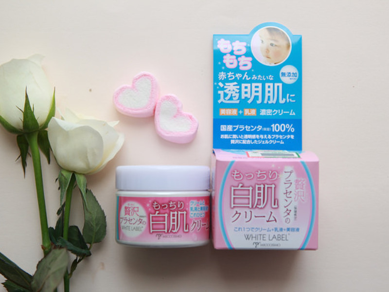 Kem dưỡng ẩm cấp nước Placenta White Label lành tính