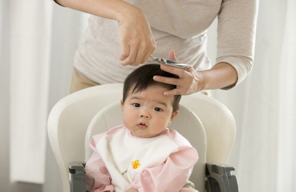 Không cắt tóc máu quá sớm