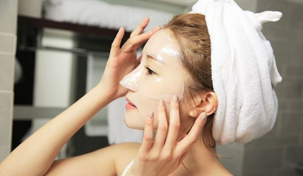 Mặt nạ giấy cung cấp độ ẩm cho da